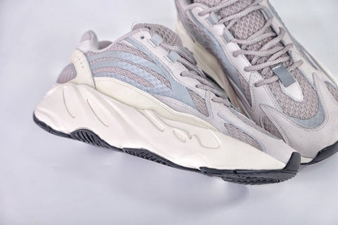 Adidas Yeezy 700V2 "Static" Sneaker